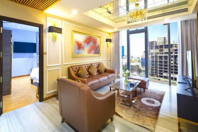Signature Suite