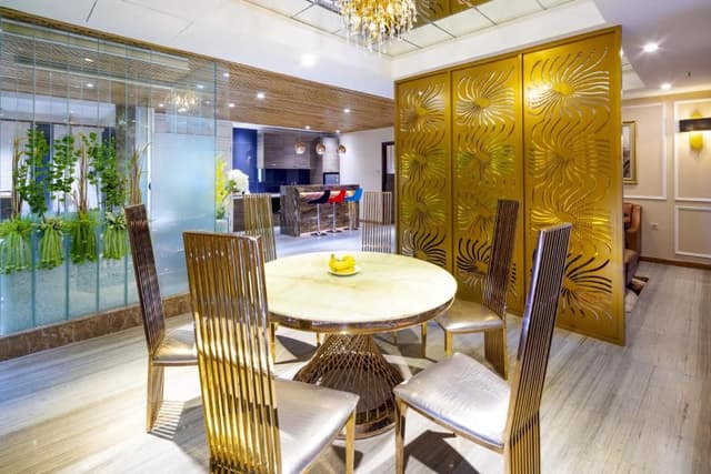 Signature Suite