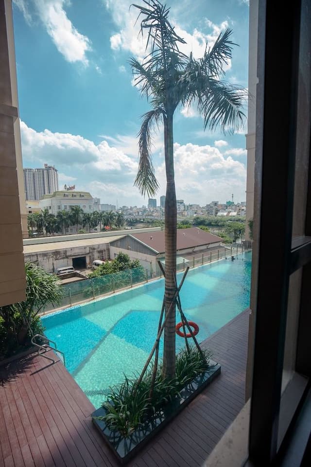 Deluxe Apartment, Pool View