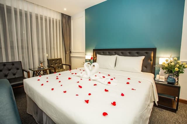 Deluxe Room, 1 Queen Bed