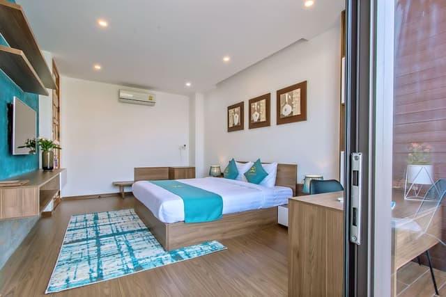 Family Suite, Balcony, City View