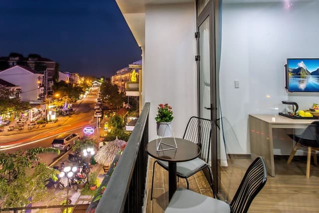 Family Suite, Balcony, City View