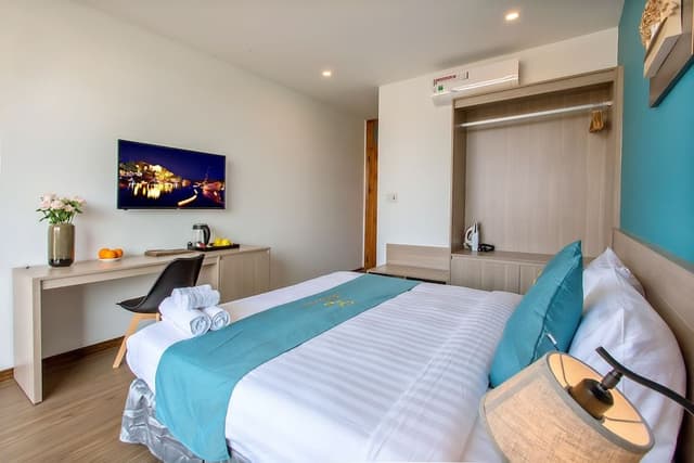 Family Suite, Balcony, City View