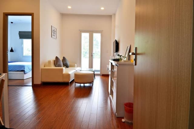 Superior One-Bedroom Apartment