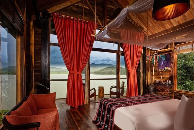 Bungalow Lake View