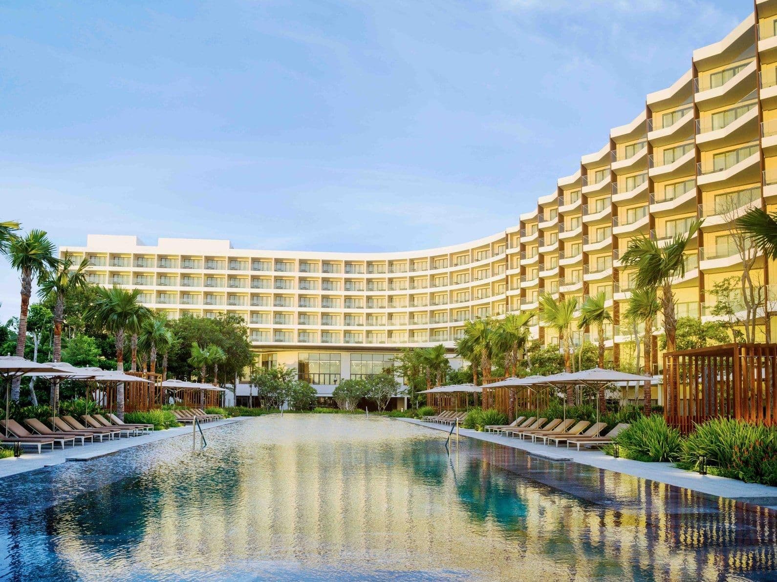 Crowne Plaza Phu Quoc Starbay by IHG Crowne Plaza Phu Quoc Starbay by IHG
