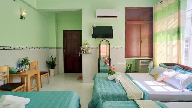 Family Room (6 persons)