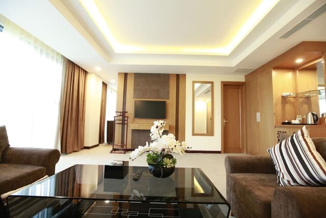 Executive Suite