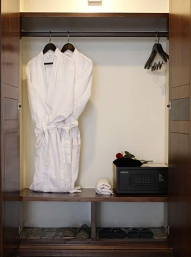 Family Connecting Room