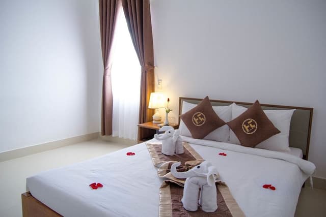 Basic Double Room, City View