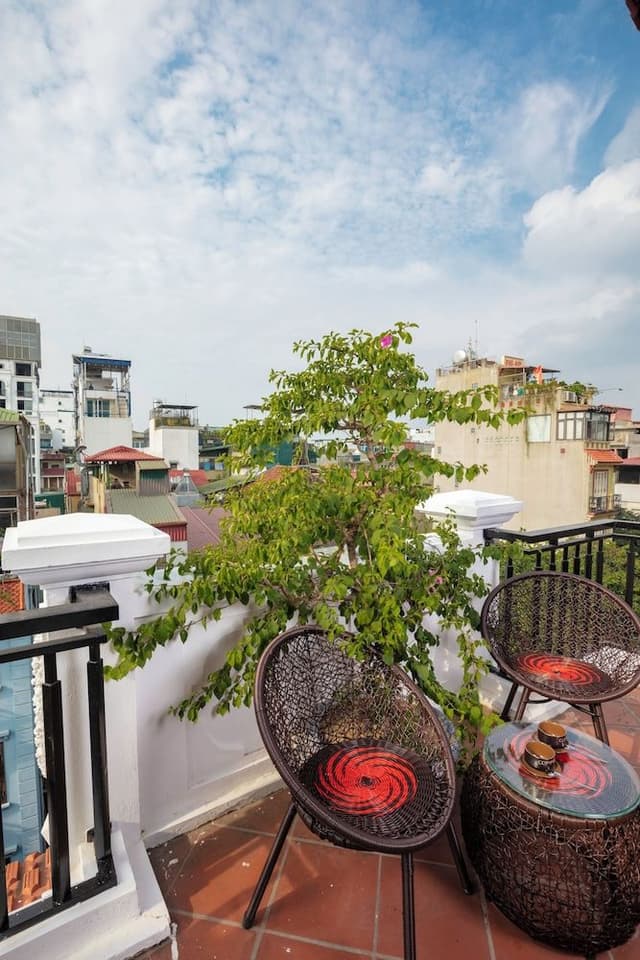 Family Studio Suite, Balcony, City View