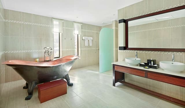 KING PREMIUM ROOM OCEAN VIEW WITH JACUZZI