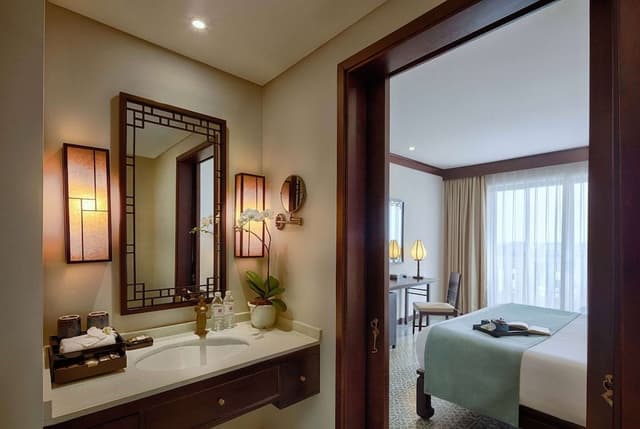 Deluxe Room, 2 Twin Beds, Balcony (Ocean/Riverside View)