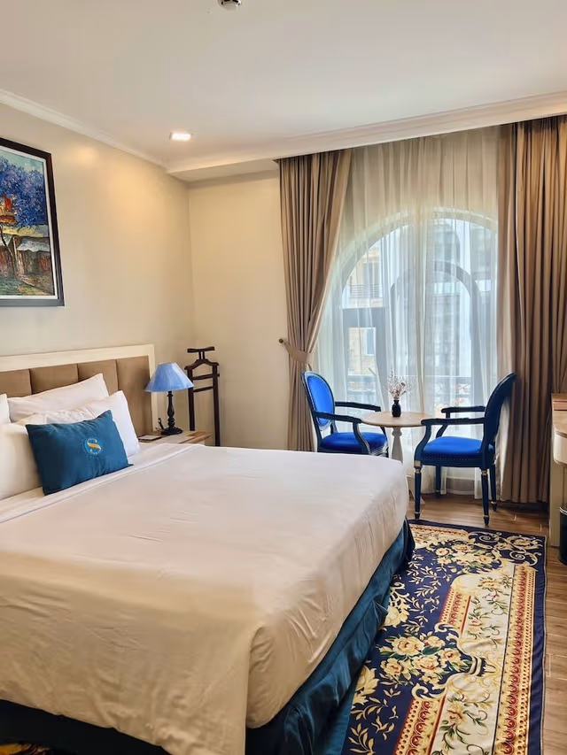 Suite Double with Bathtub
