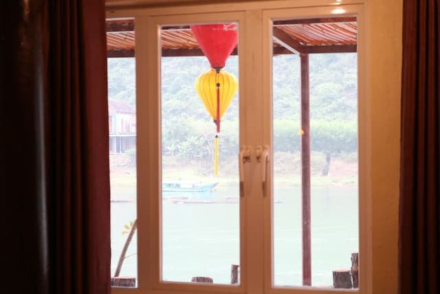 Cozy Deluxe, Balcony, River & Mountain View