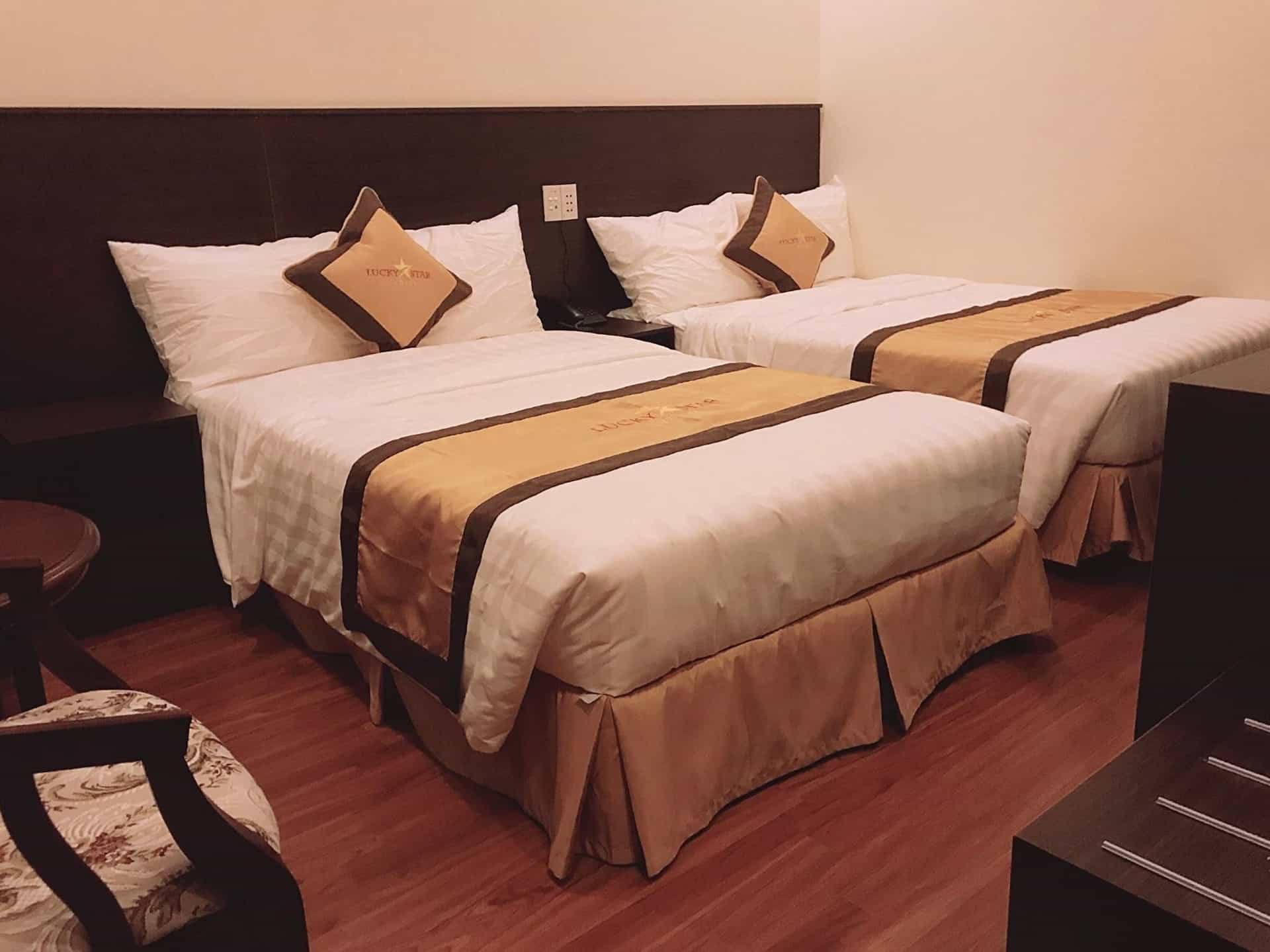 LUCKY STAR HOTEL LUCKY STAR HOTEL