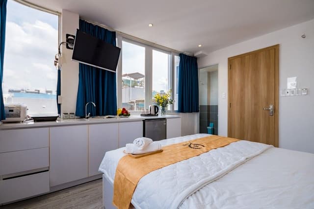 Luxury Penthouse, City View (Penthouse)