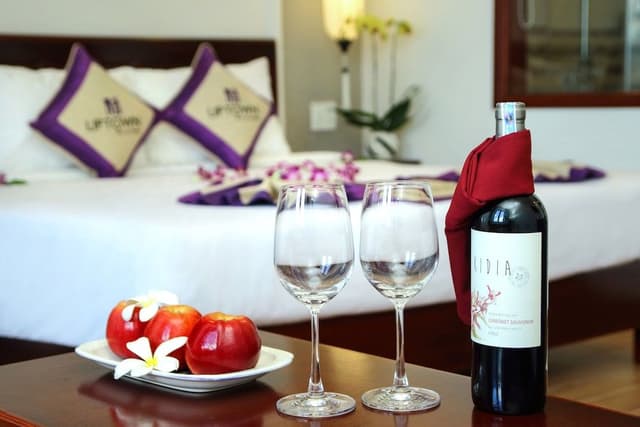 Junior suite double with balcony and city view