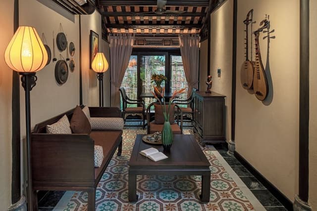 Family Suite (Truong Tien House)