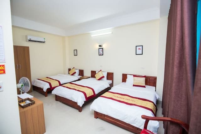 Standard Triple Room, City View