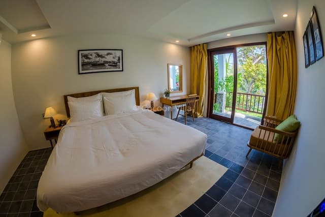 Deluxe Double or Twin Room