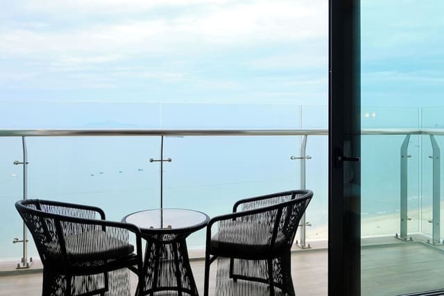 Family Room, Ocean View