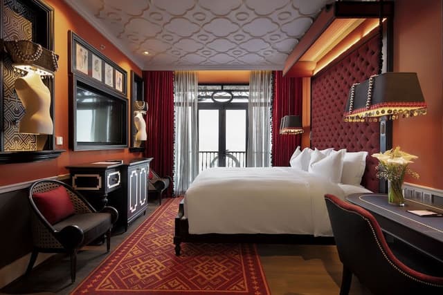 Deluxe Suite, 1 King Bed