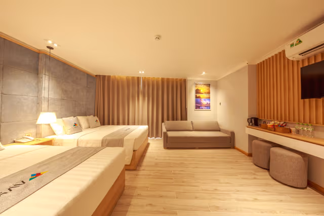 Deluxe Quadruple Room