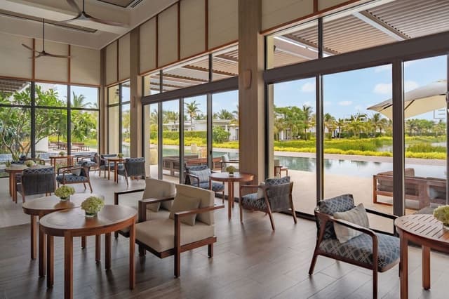 The Level 1-Bedroom Lakefront Pool Villa