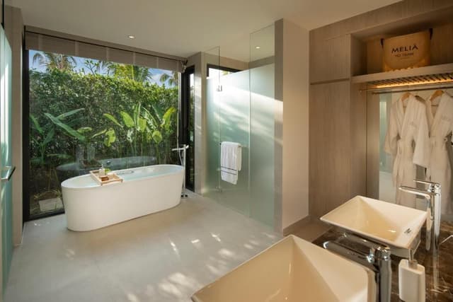 The Level 1-Bedroom Lakefront Pool Villa