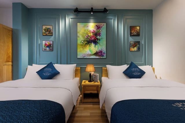 Deluxe Quadruple Room, 2 Queen Beds, Non Smoking, Mountain View