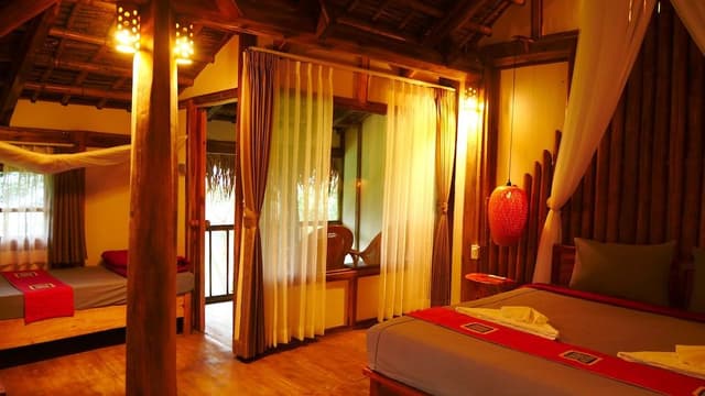 Deluxe Triple Bungalow