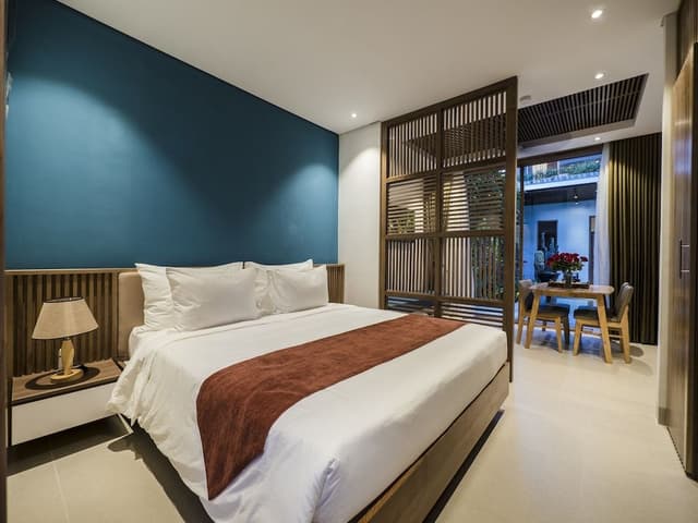 Deluxe Double Room, Pool View