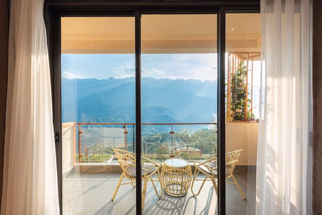 Premier Room, Valley View