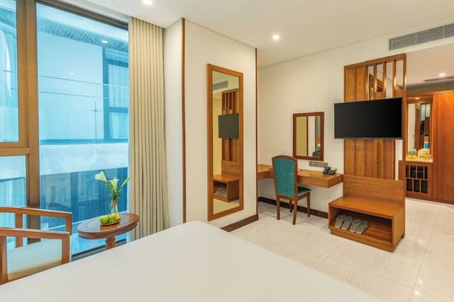 Deluxe King Room