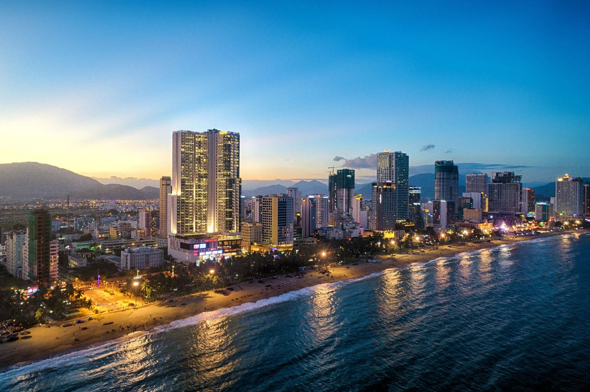 วินเพิร์ล บีชฟรอนต์ ญาจาง (Vinpearl Beachfront Nha Trang)0