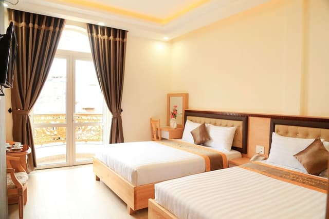 Deluxe Quadruple Room, 2 Queen Beds, Hill View