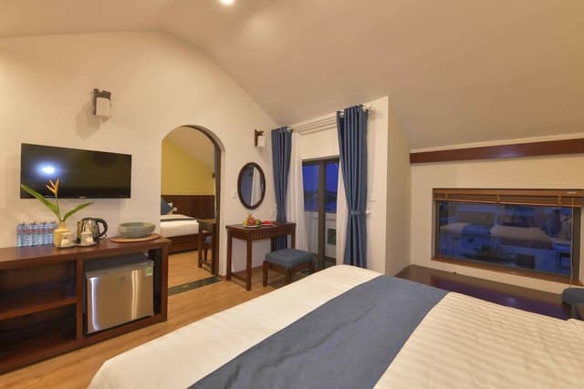Connecting Rooms