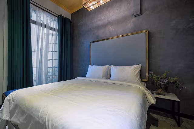 Deluxe Double Room, Bathtub, City View