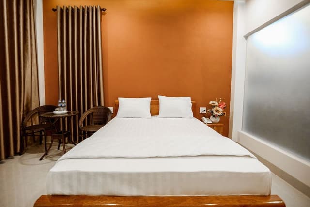 Deluxe Room, Pool View