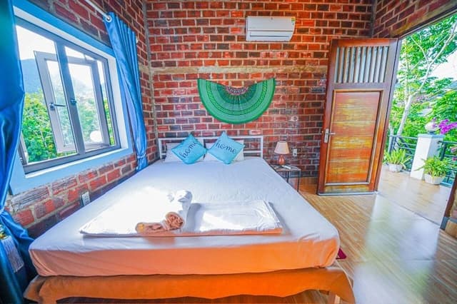 Deluxe Double Room with Mountain View