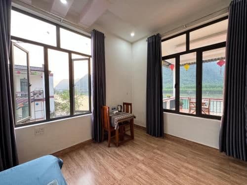 Deluxe Double Room with River View