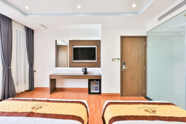 Deluxe Family Room