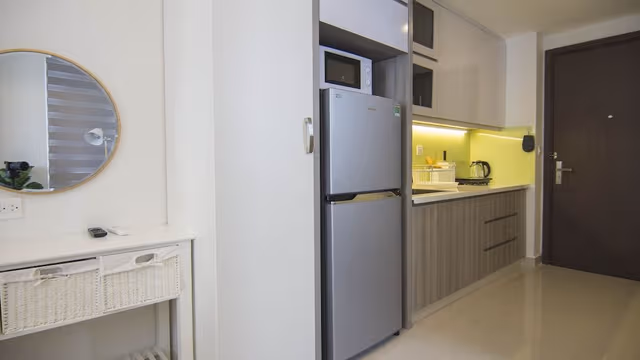 Standard Studio, 1 Queen Bed, City View