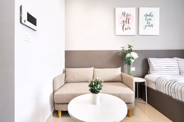 Standard Studio, 1 Queen Bed, City View