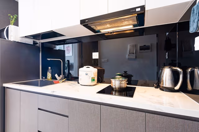 Standard Studio, 1 Queen Bed, City View