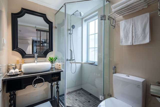 Deluxe Double or Twin Room, City View