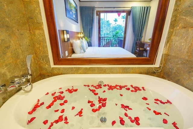 Family Room, 2 Bedrooms, Non Smoking, Pool View