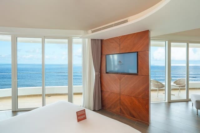 Phu Quoc Suite 2 Bedrooms (40-minute Body Massage for 4)