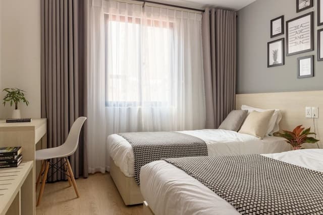 Standard Twin Room